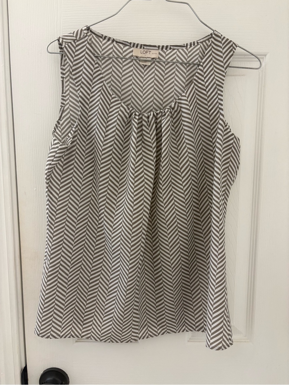 LOFT Gray and White Chevron-Print Sleeveless Camisole Top